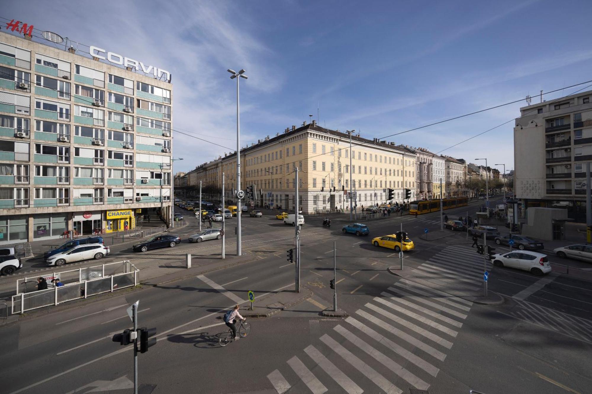 Deluxe Grand W/ 5 Bedrms Apartman Budapest