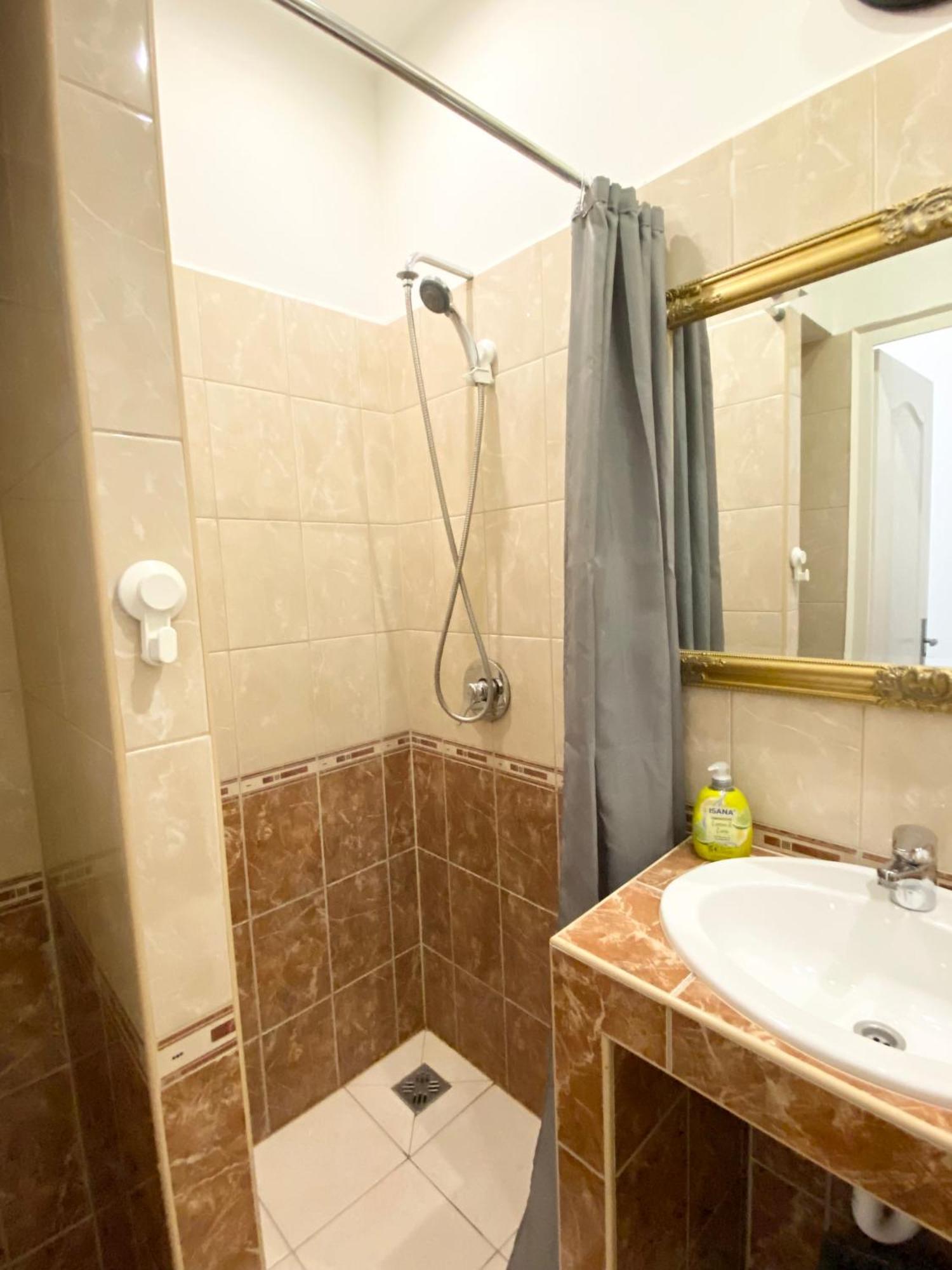 Apartamento Vaczi Relax Boutique Suits *