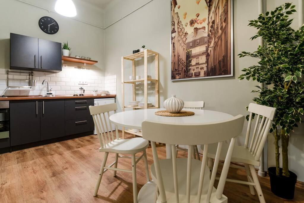 Cosy In Party District K30 Feriehus *