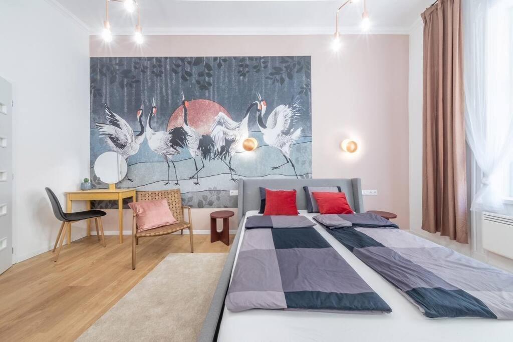 Ruby 3-bedroom Location Apartment Budapest