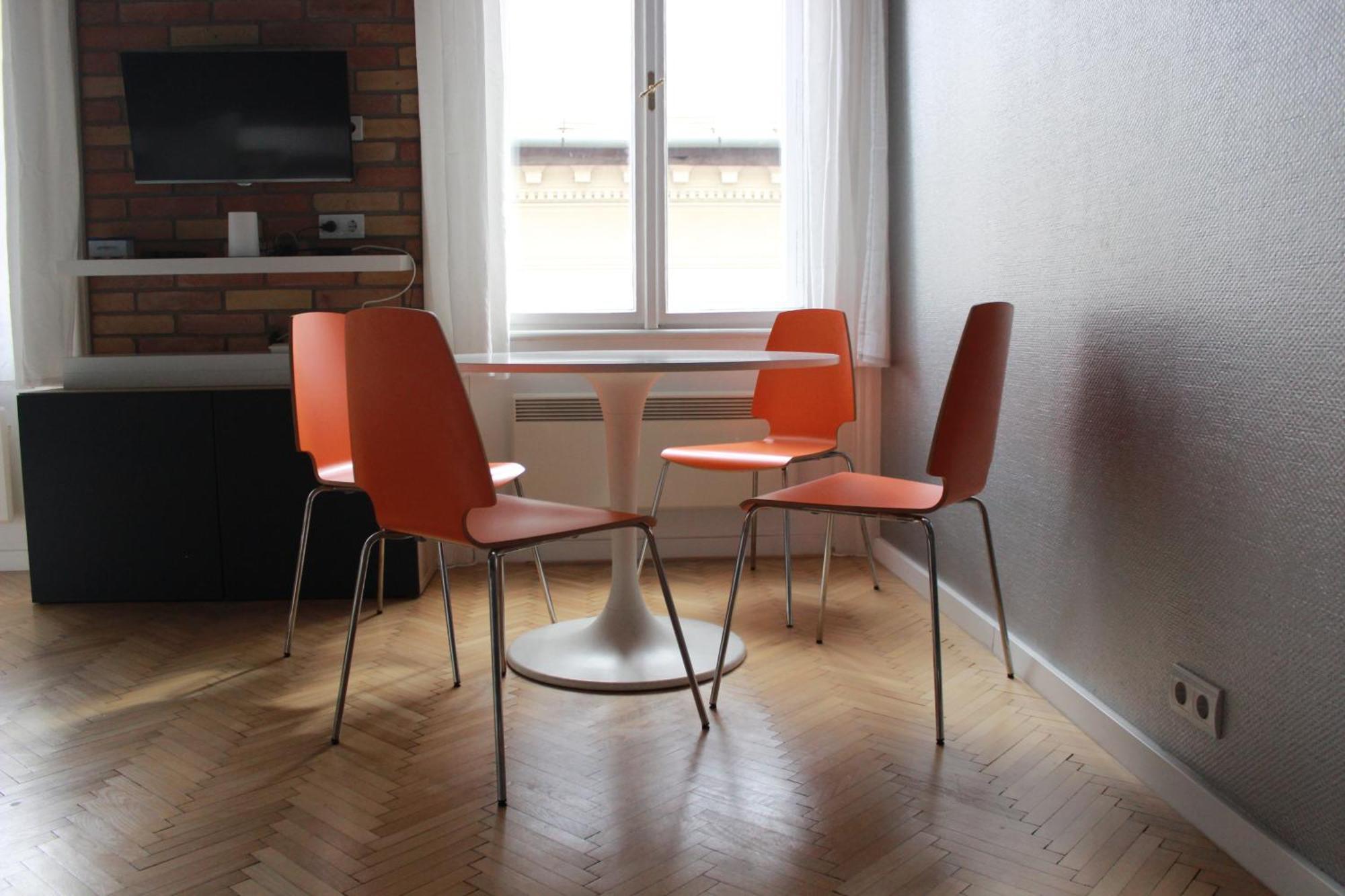 Downtown Oasis - Your Adventure Starts Here Apartment