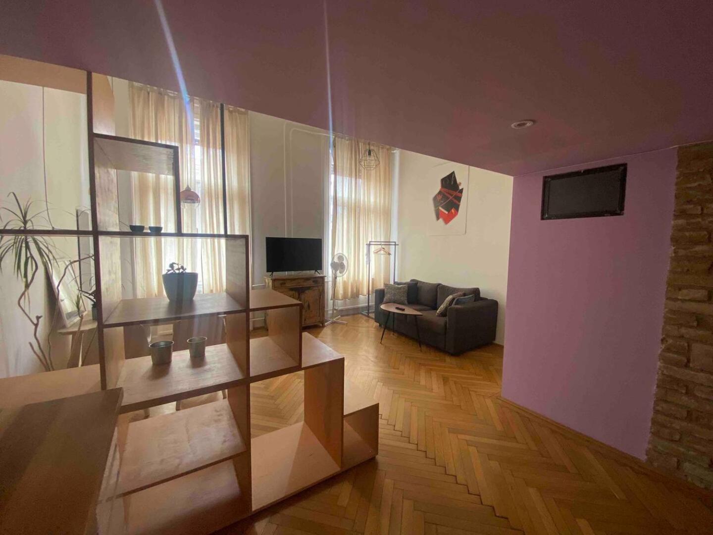 Budapestayz - Izabella Apartment