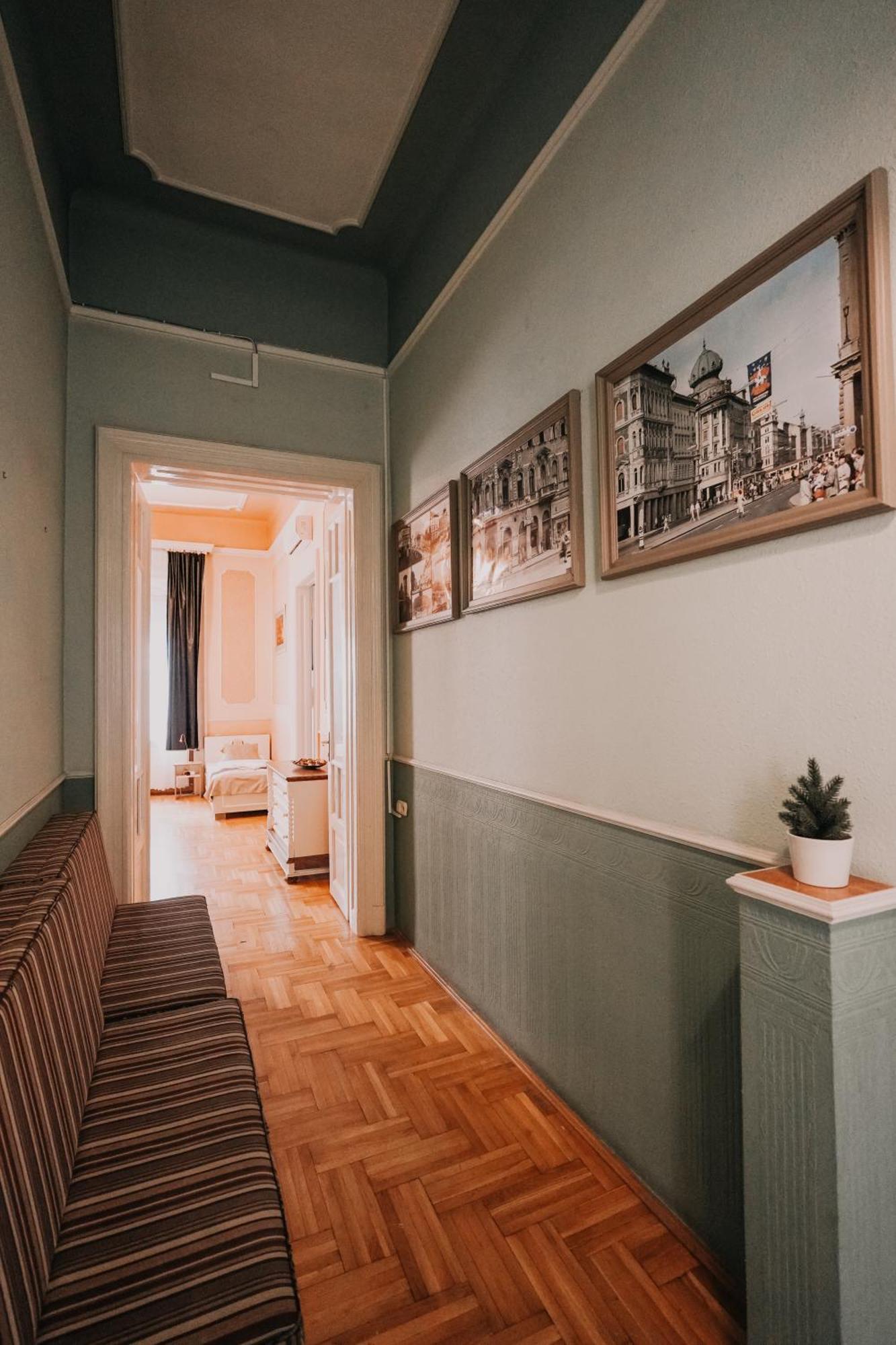Unio Apartahotel *
