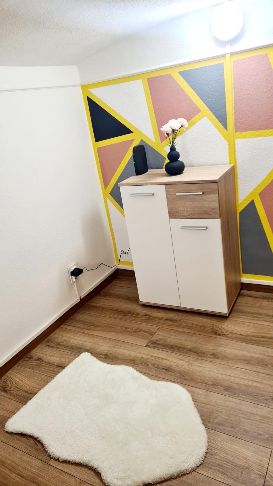 2 Separate Bedrooms And Living Fully Equipped With Ac Apartamento