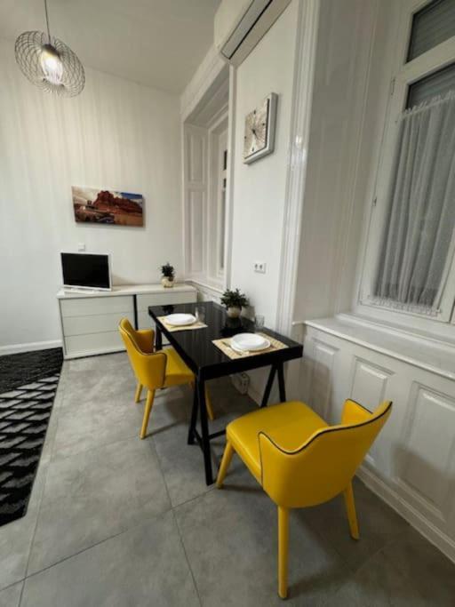 Apartment Cozy In The Heart Of Buda *