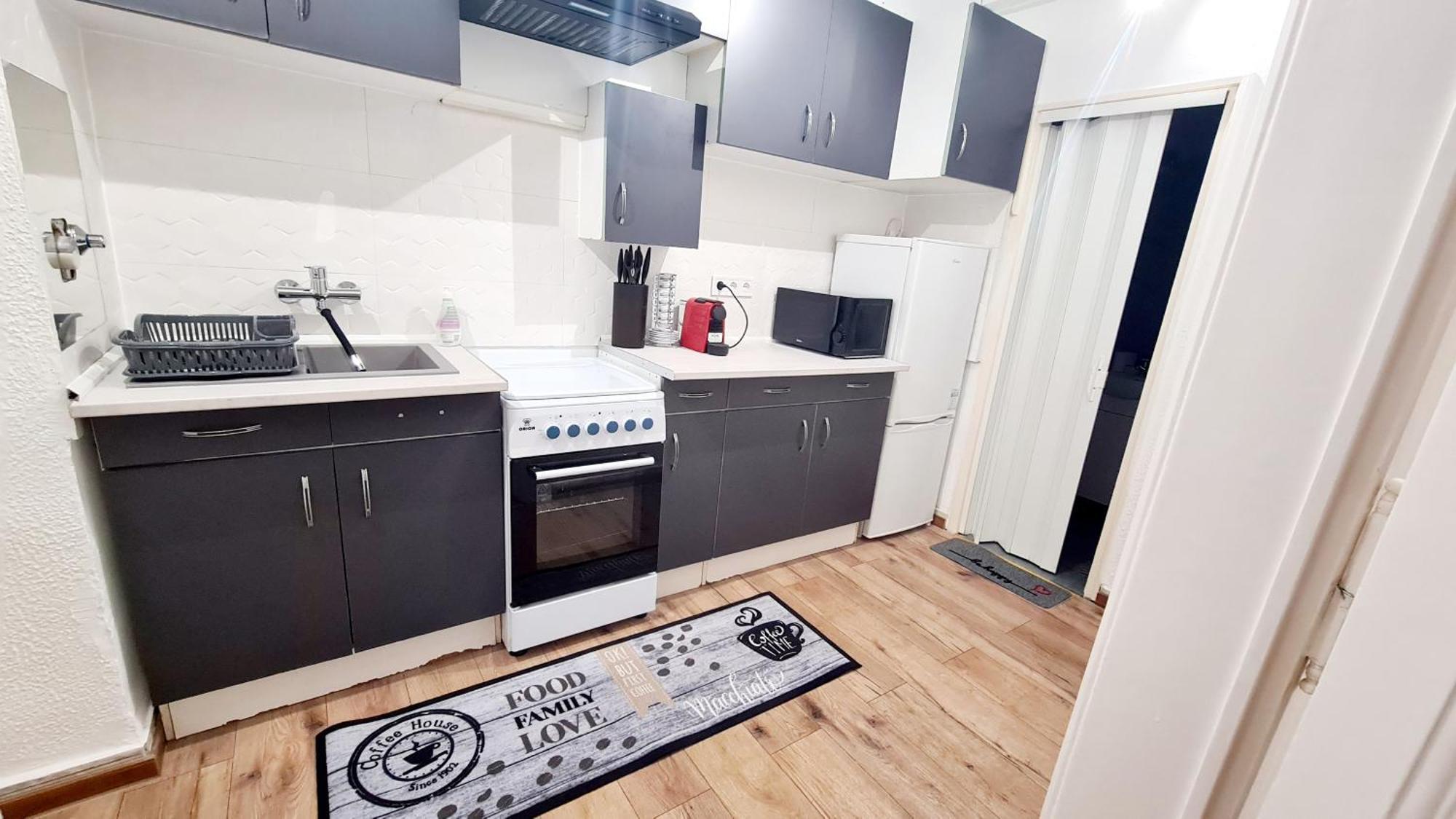 Apartamento 2 Separate Bedrooms And Living Fully Equipped With Ac
