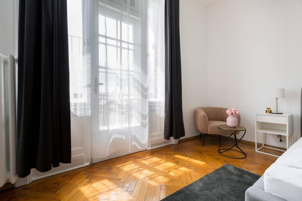 Grand Luxury On The Broadway W Jacuzzi Apartmán Budapest