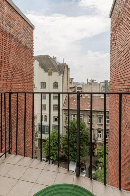 Grand Luxury On The Broadway W Jacuzzi Apartment Budapest