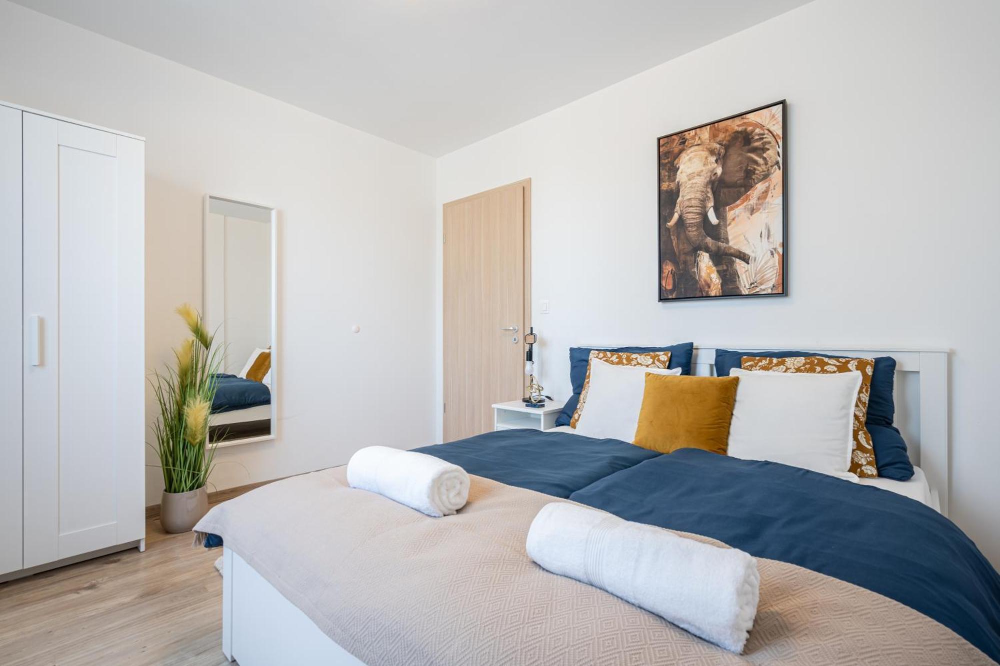 Need In Bp - Garage, Terraces, Aircon Apartment Budapest