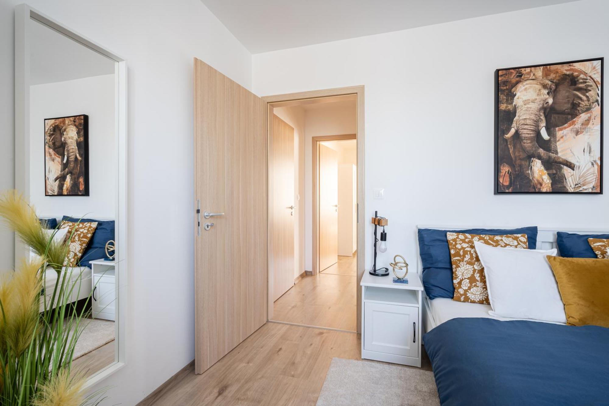 Apartment Need In Bp - Garage, Terraces, Aircon Budapest