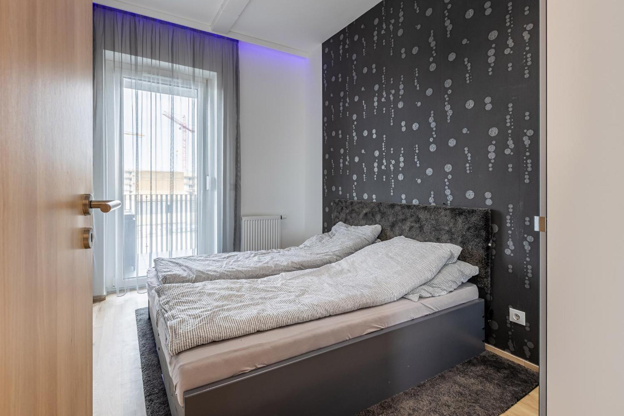Bay Shore Flat *