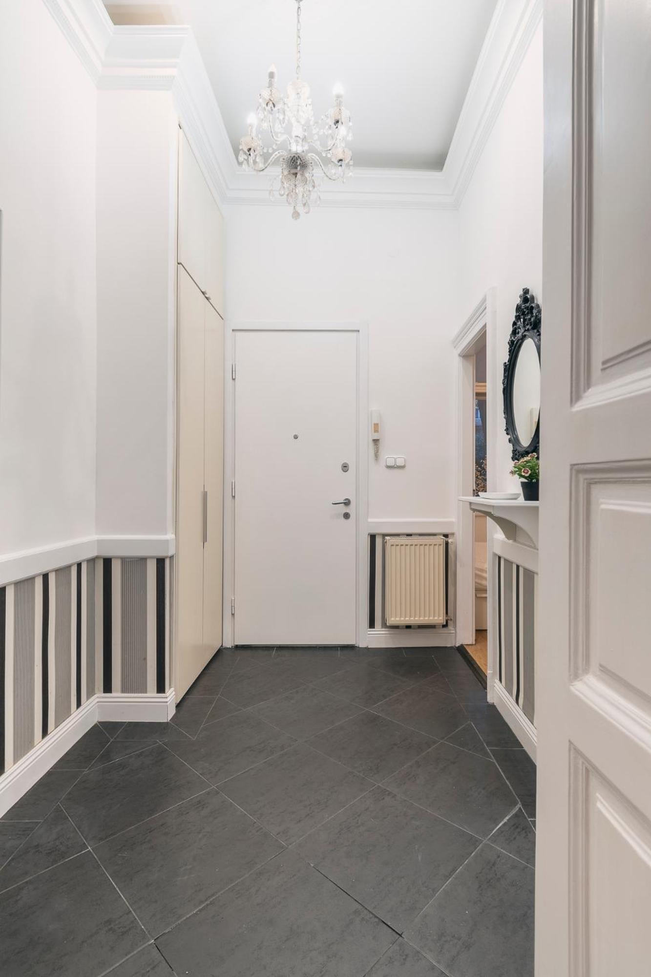 Ruin Bar 2 Bedroom 1.5 Bath Apt. Sleeps 6 Appartamento *