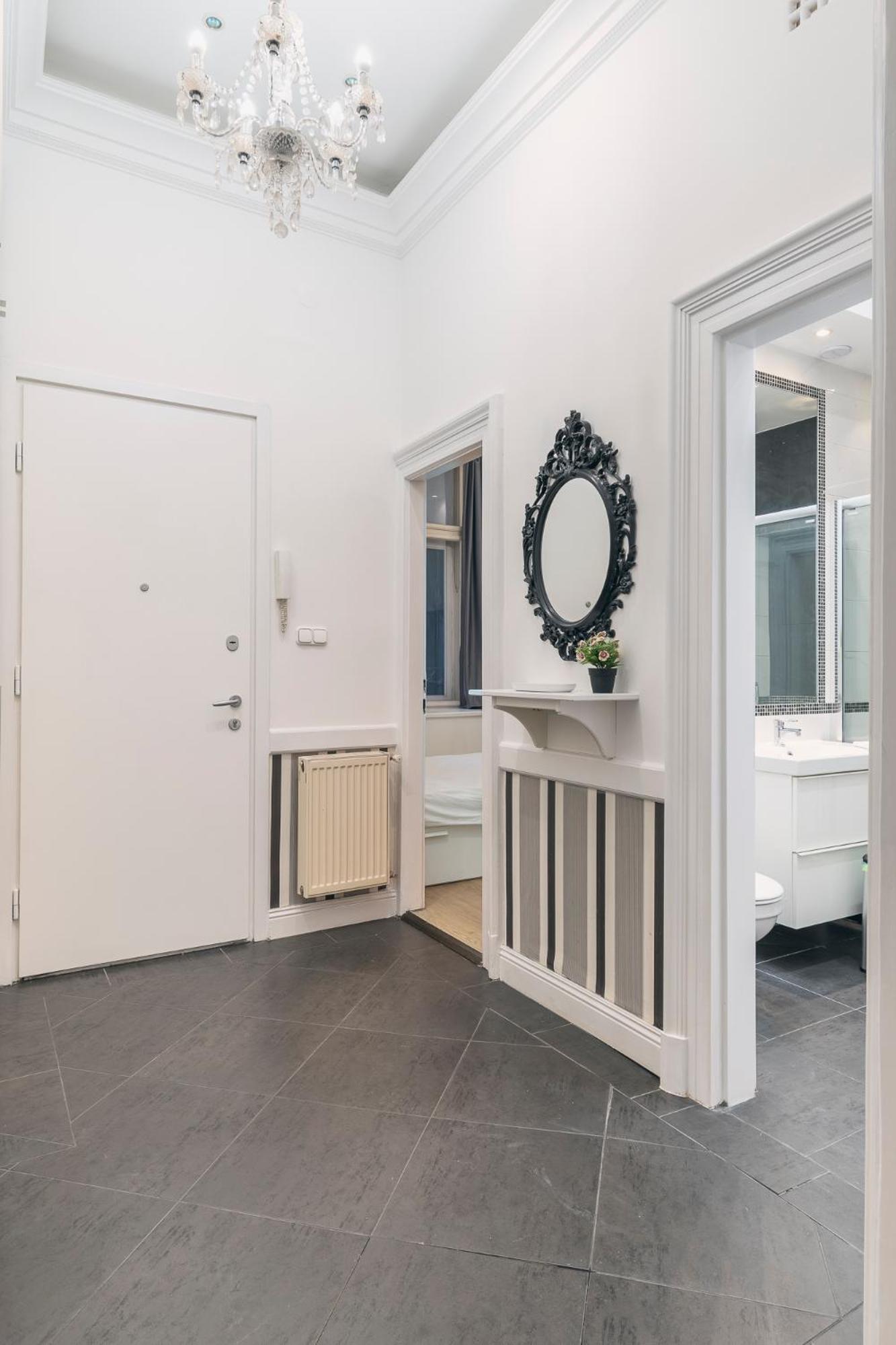 Ruin Bar 2 Bedroom 1.5 Bath Apt. Sleeps 6 Appartamento