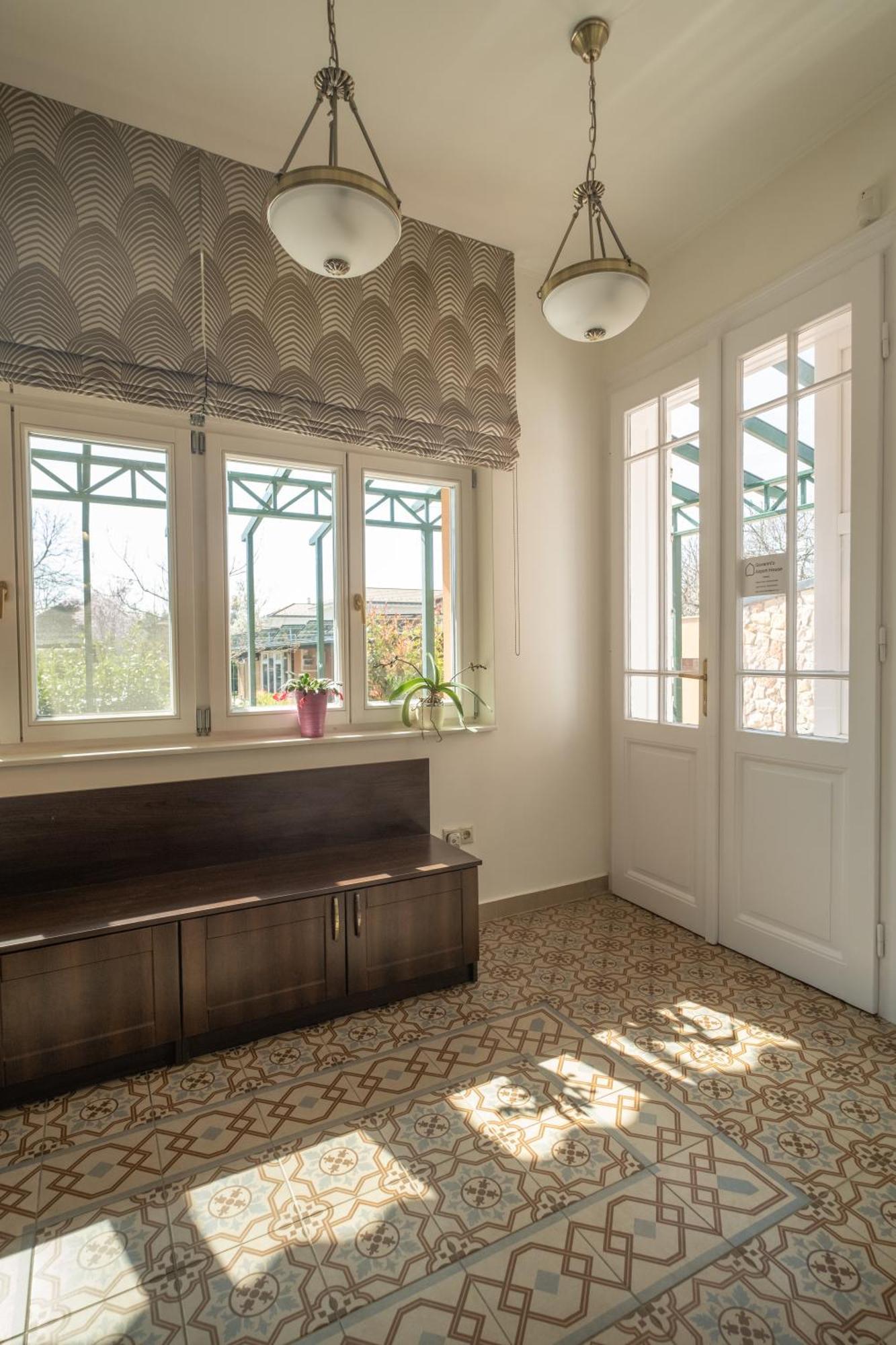 Giovanni's Airport House Villa