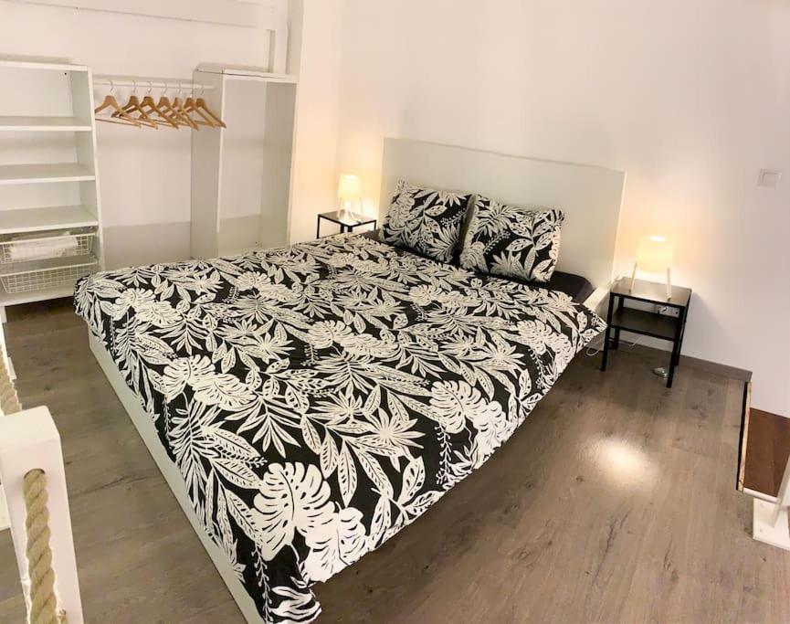 Apartment 57 Steps From The Basilica Budapest