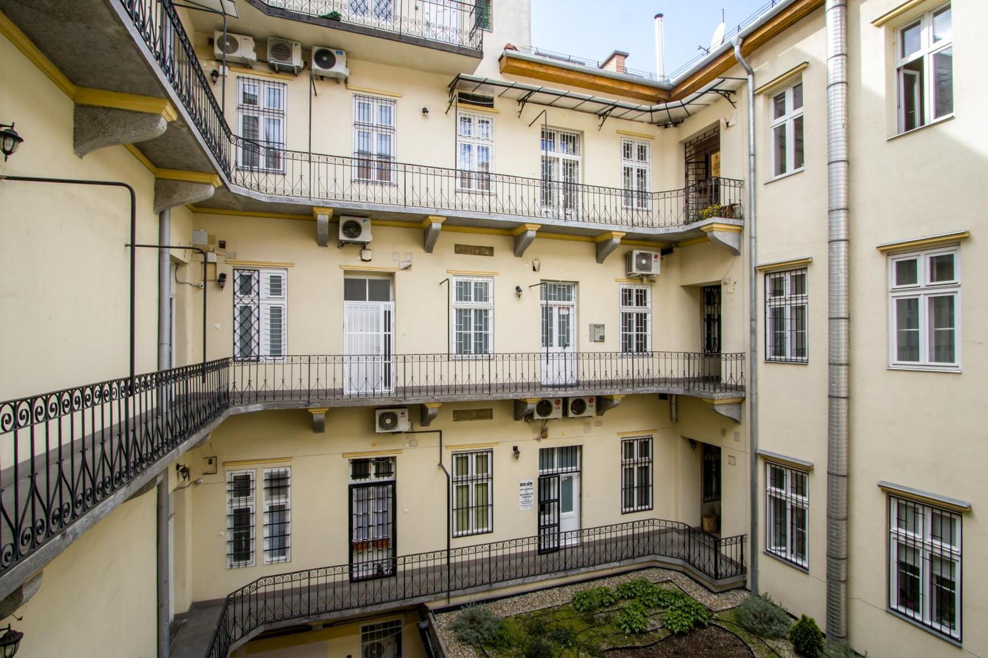 Wilson's Oktogon Square Appartement