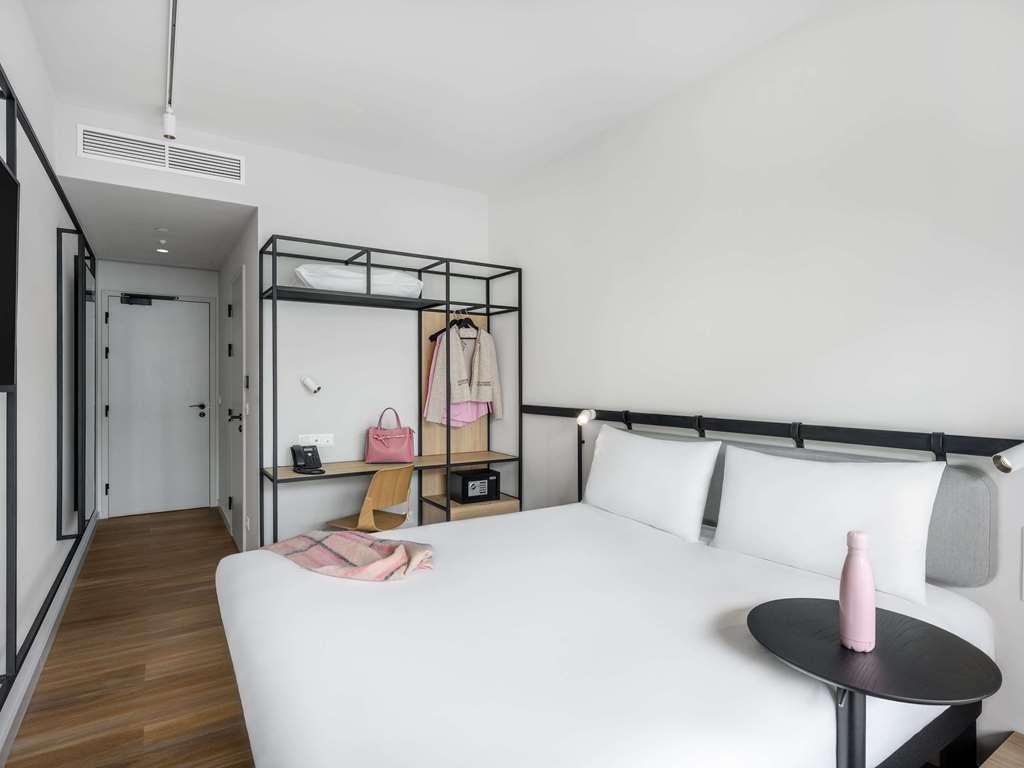 Ibis Stadium Hotel *