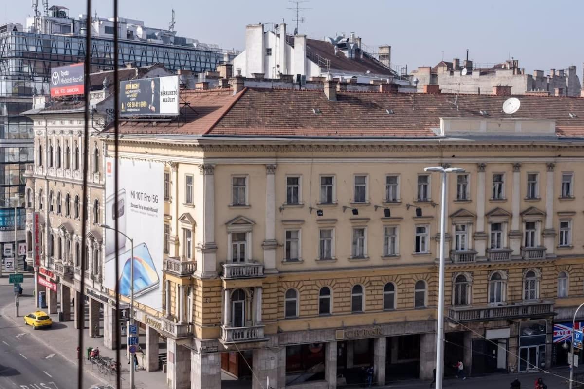 Appartement Large At Perfect Location