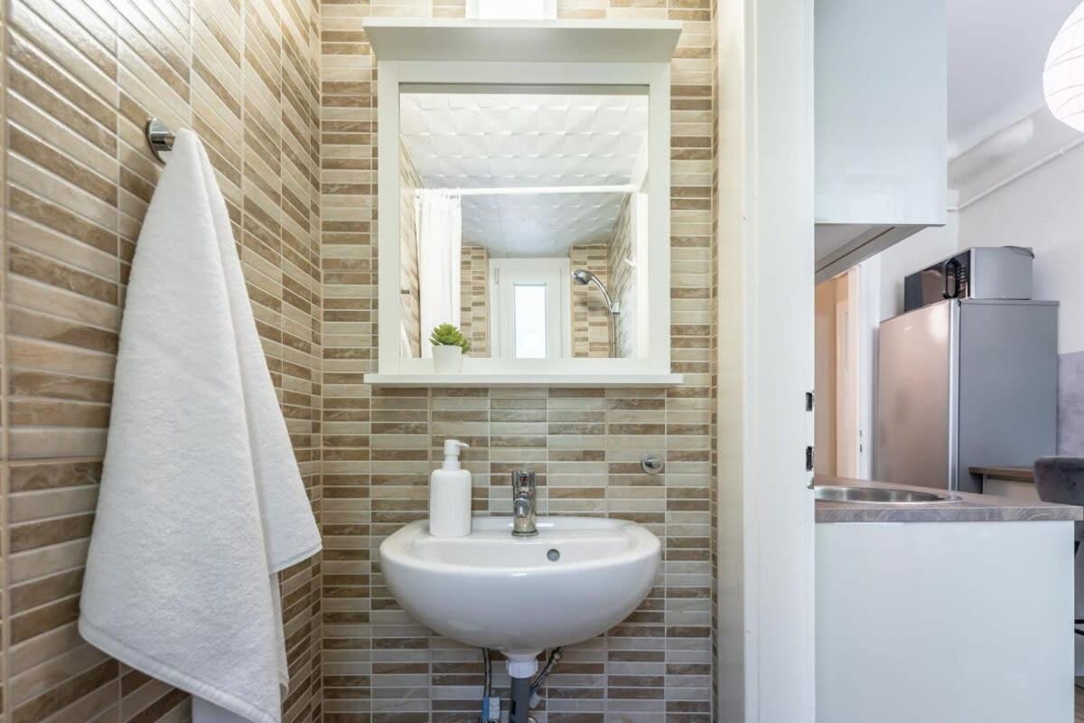 Cozy Stylish Studio For 2 People Budapest