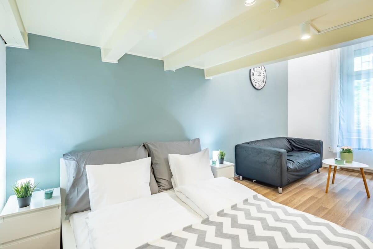 Comfy And Bright In The Center Budapest