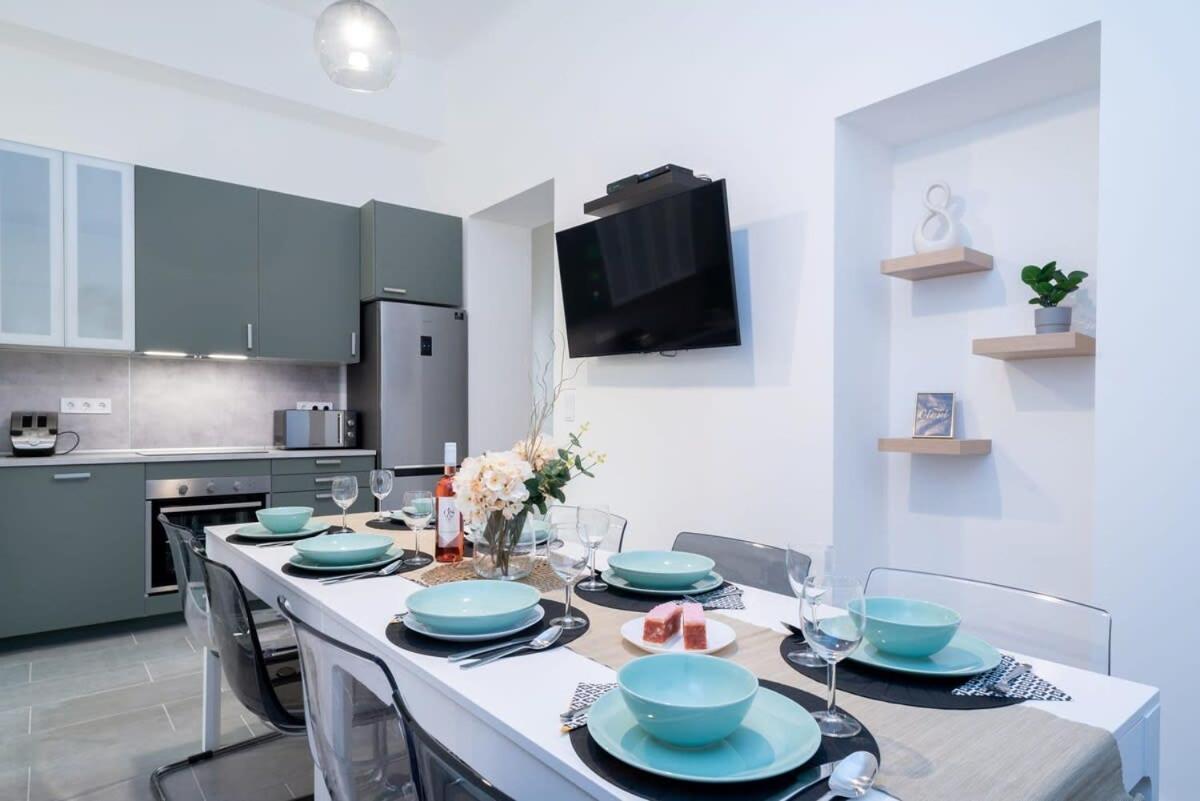New Stylish And Super Apartment Budapest