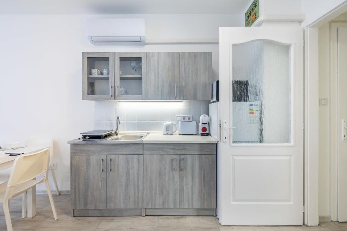 Convenient 2-room Apartment Budapest