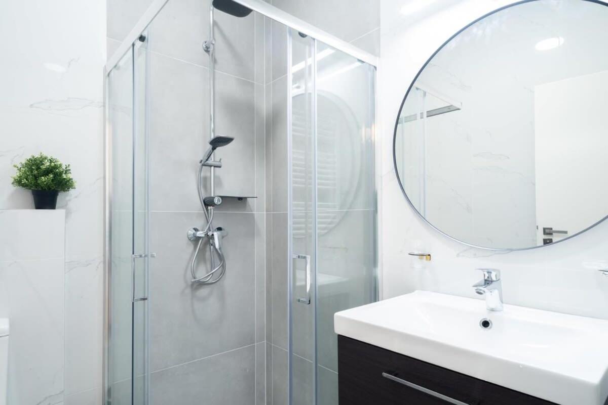 Large At Perfect Location Appartement Budapest