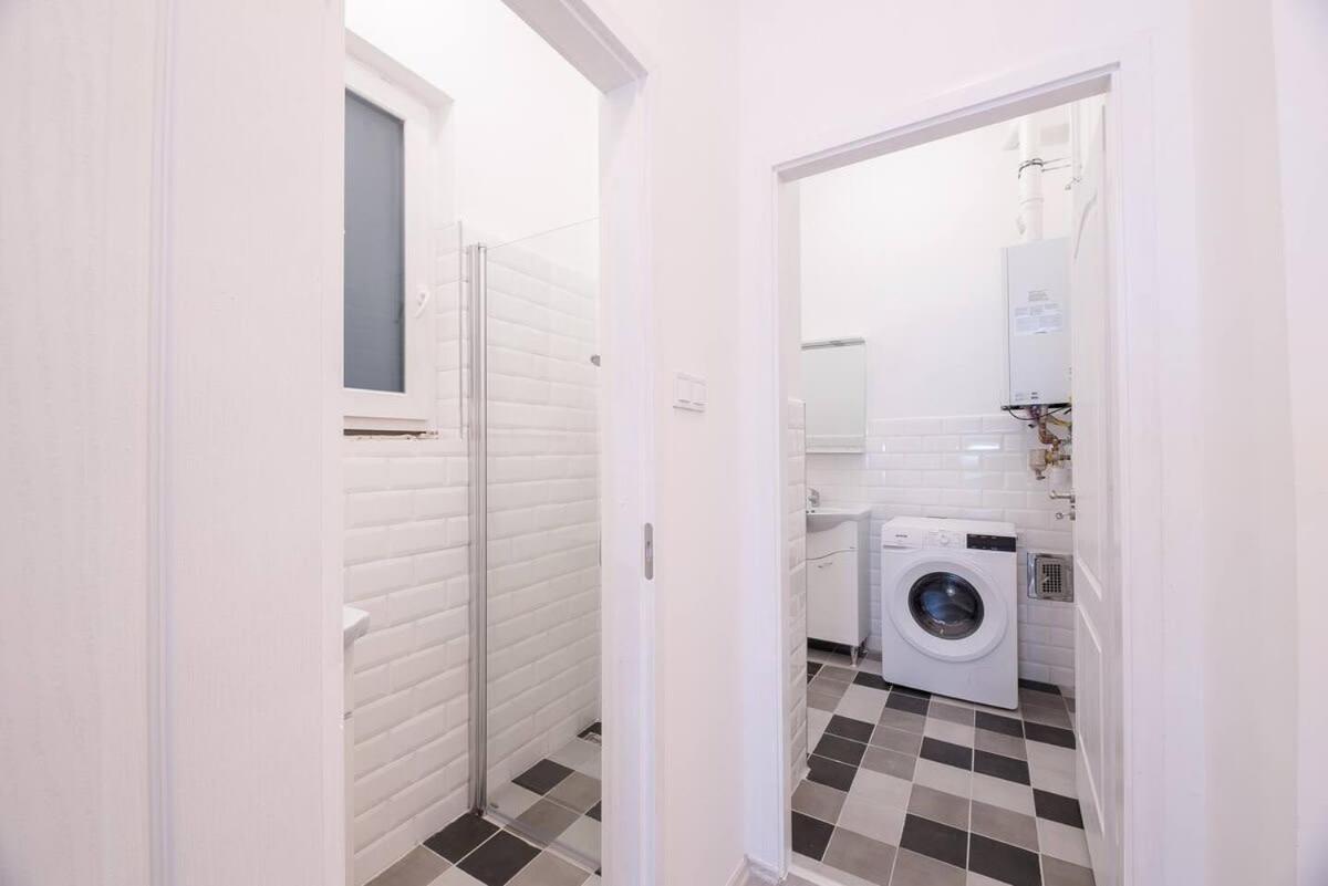 Brand New And Modern Apartment Budapest