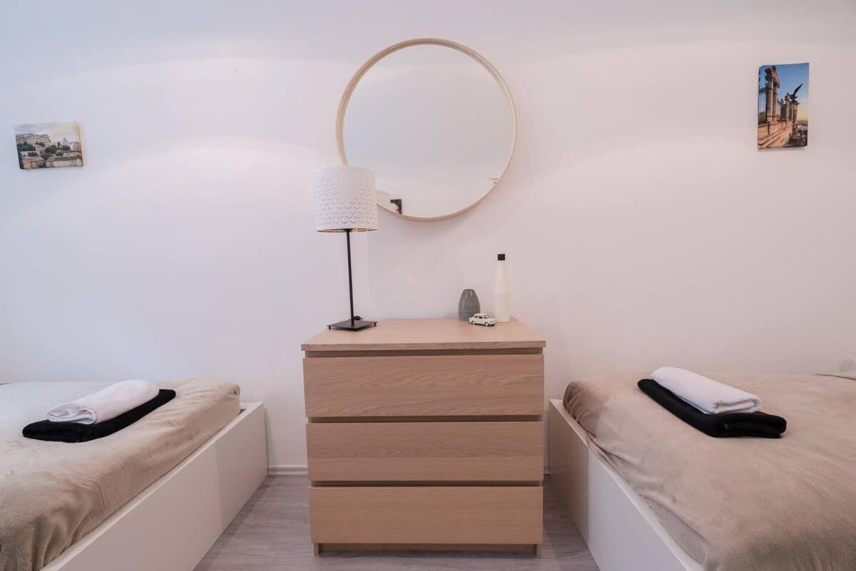 Brand New And Modern Apartment *
