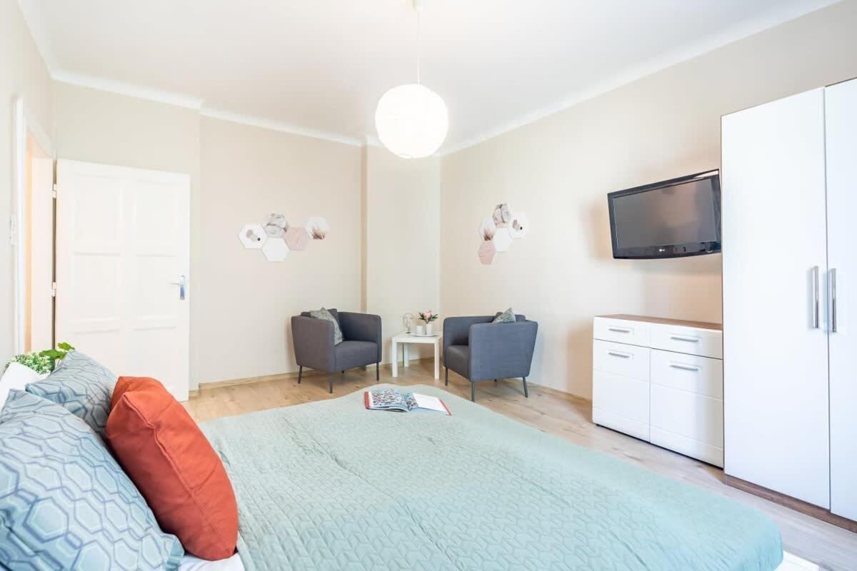 Cozy Stylish Studio For 2 People * Budapest
