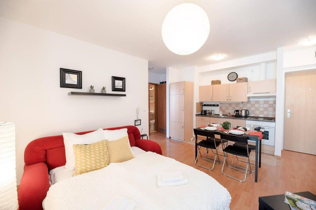 Apartamento Bright And Homey Ac Near The Center *