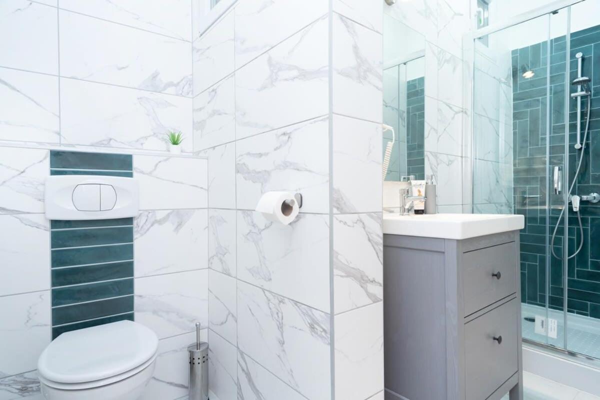 New Stylish And Super Apartment *