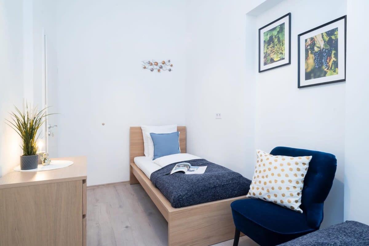 New Stylish And Super Apartment Budapest