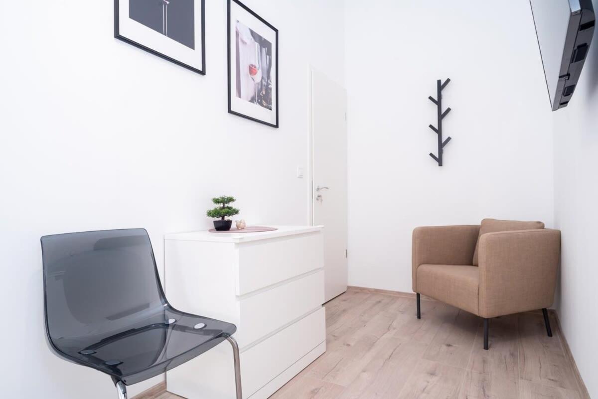 New Stylish And Super Apartment *