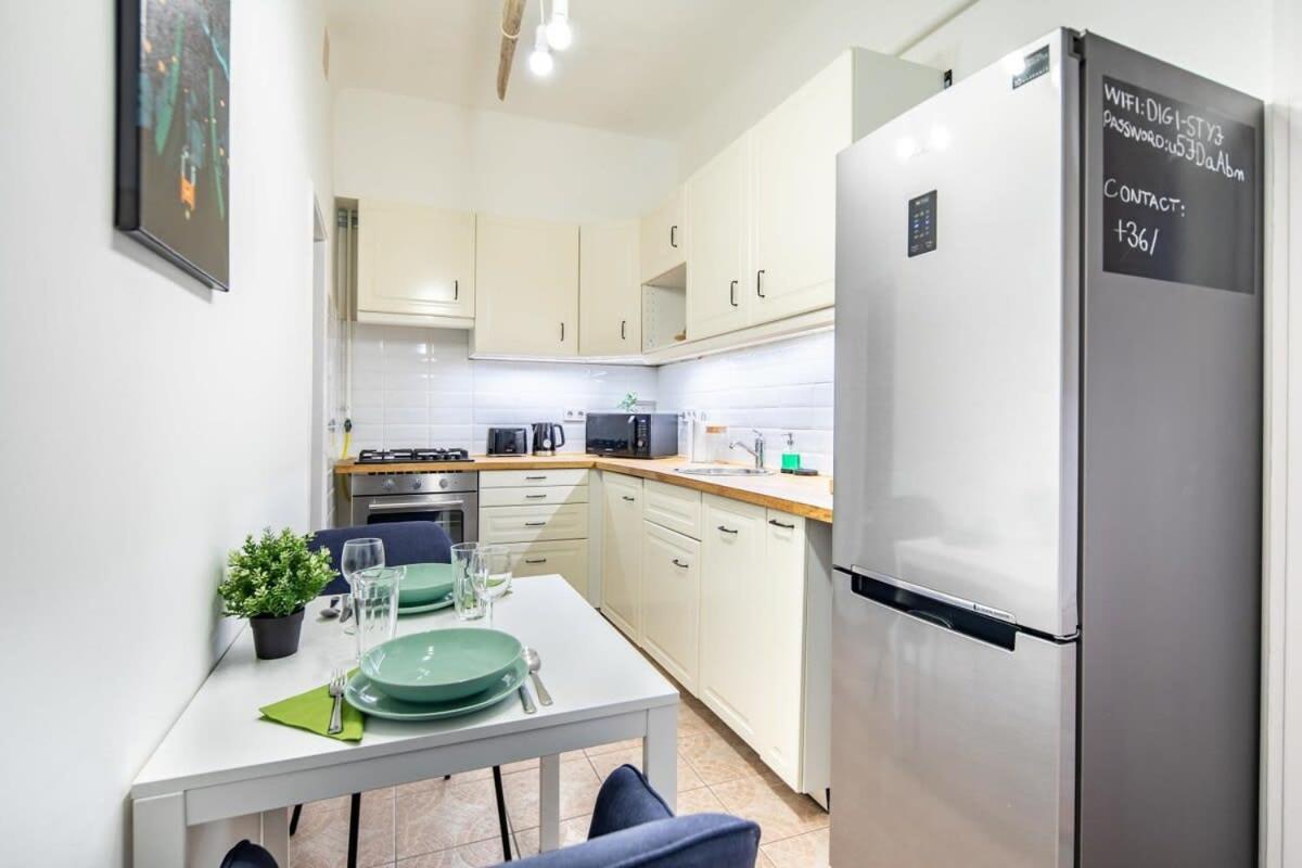 Appartement Convenient At Gastro Driven Location *