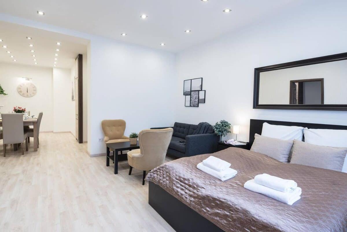 Apartment Very Modern And Cozy Ac Budapest