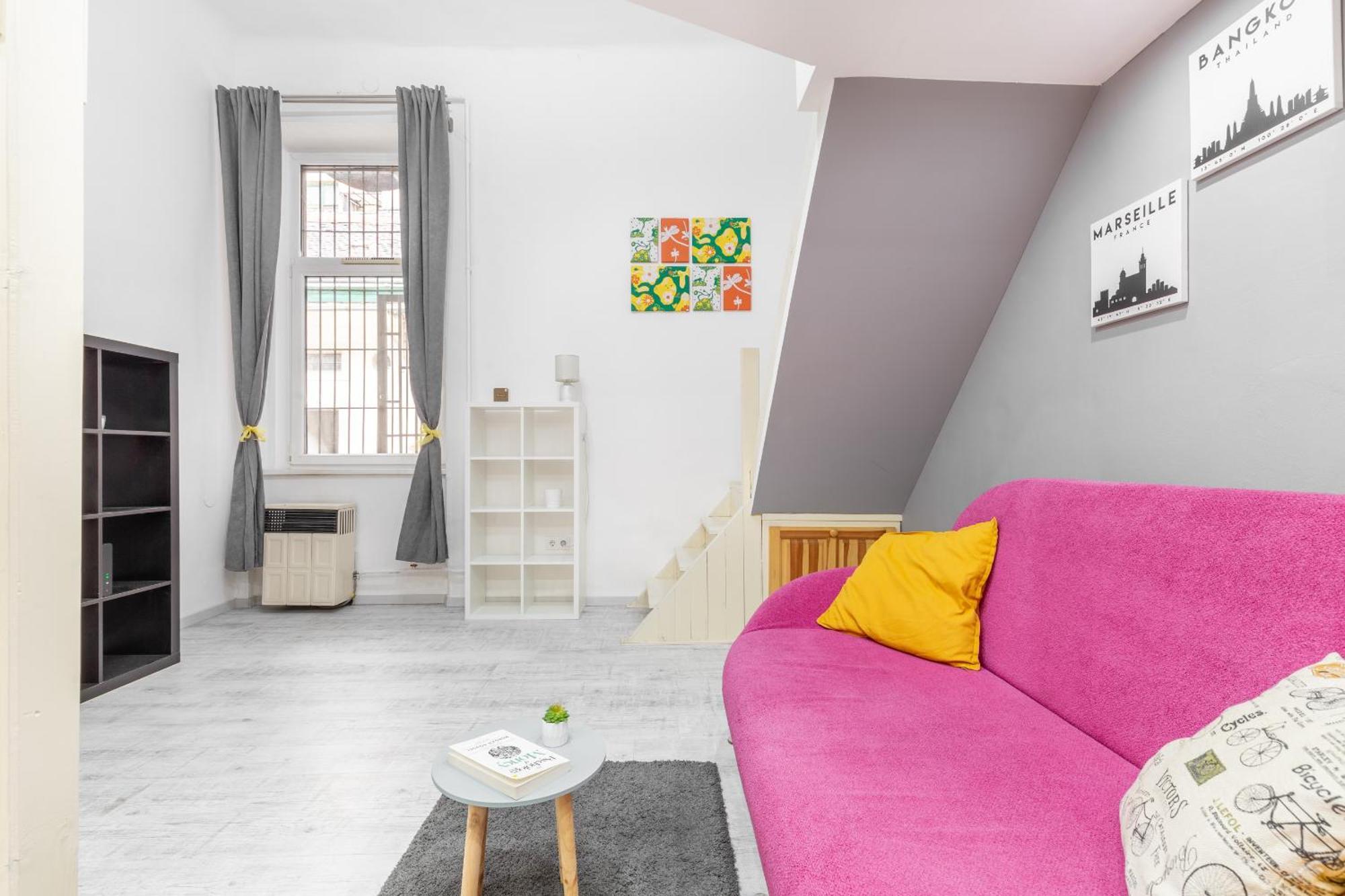 R49 Rakoczi Apartment