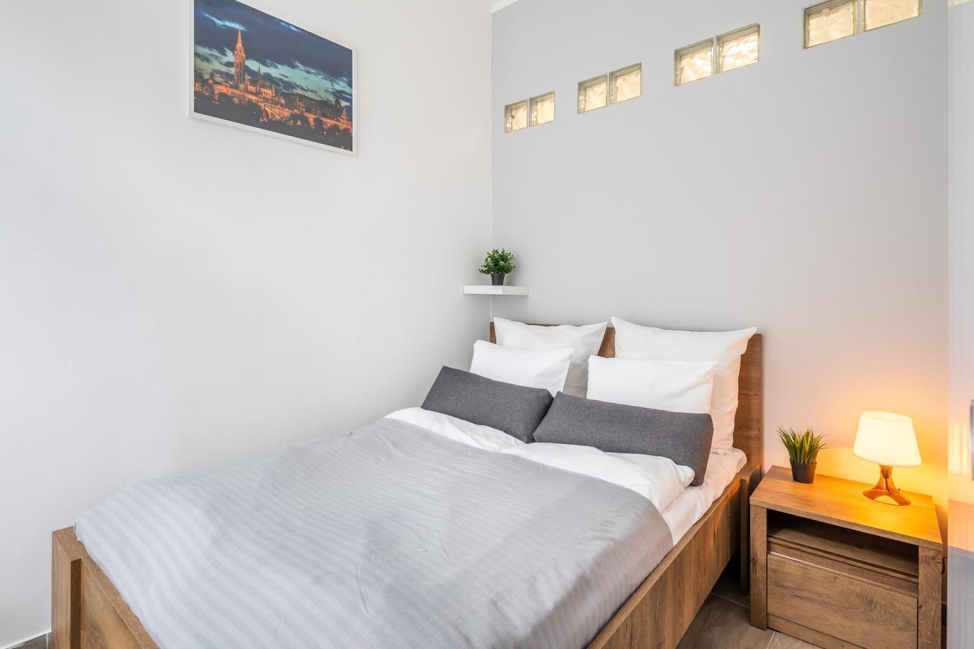 Apartment And Homey With Good Transport Link *