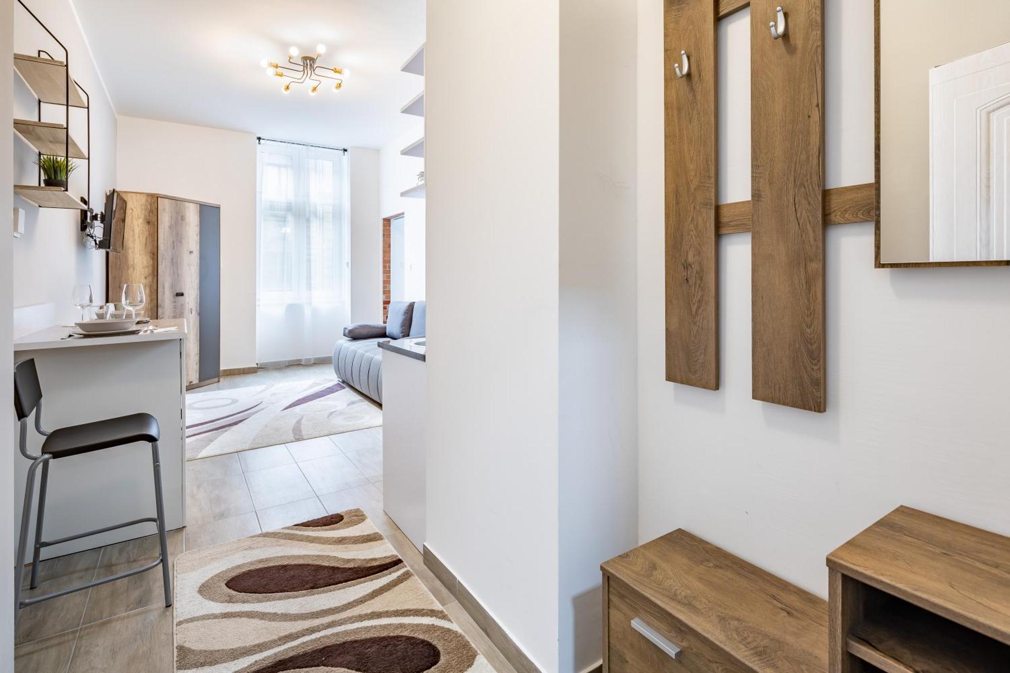 And Homey With Good Transport Link Apartment Budapest