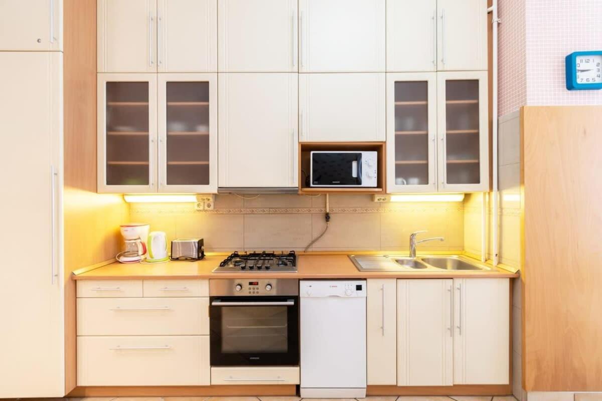Apartamento Spacious And Comfy Very Budapest