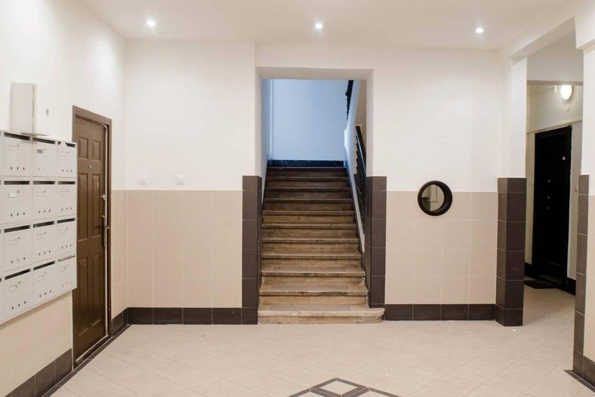 Apartment Stylish And Comfy For 6 Guests *