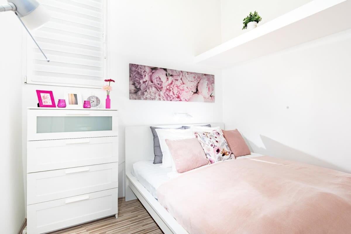 - Large - Comfy Apartamento *