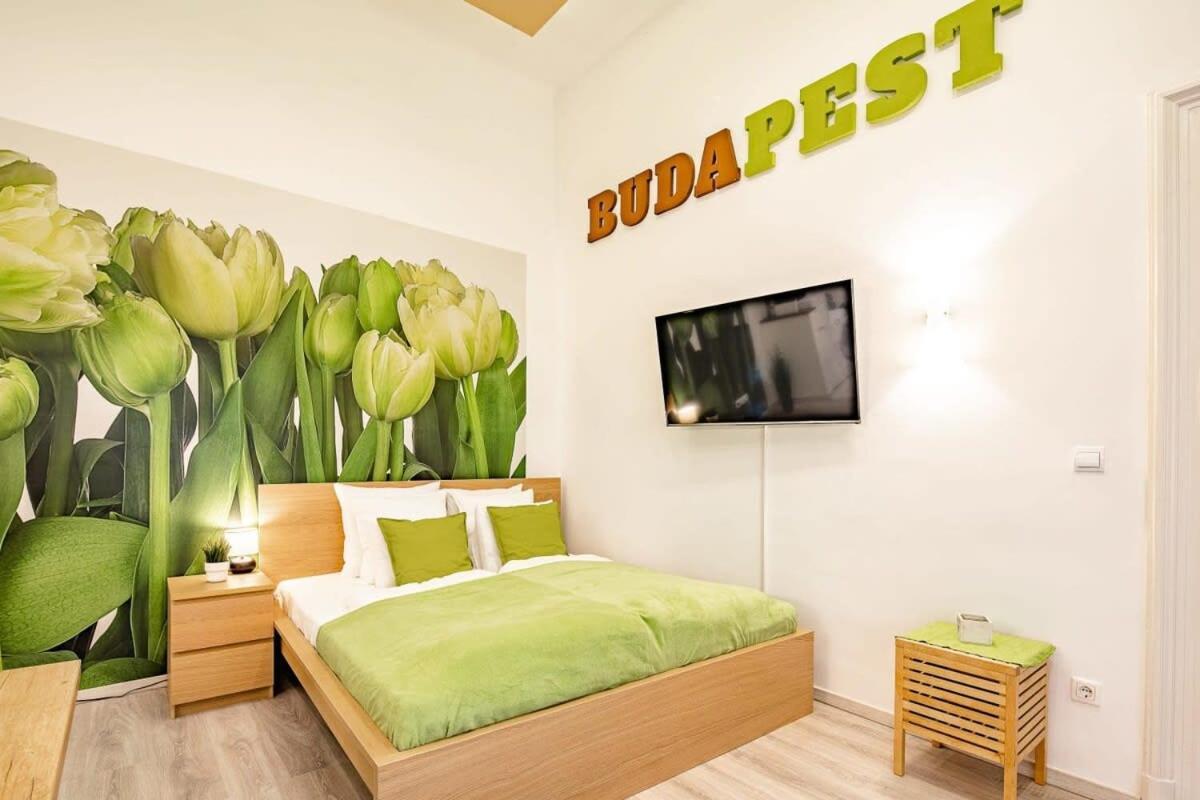 - Large - Comfy * Budapest