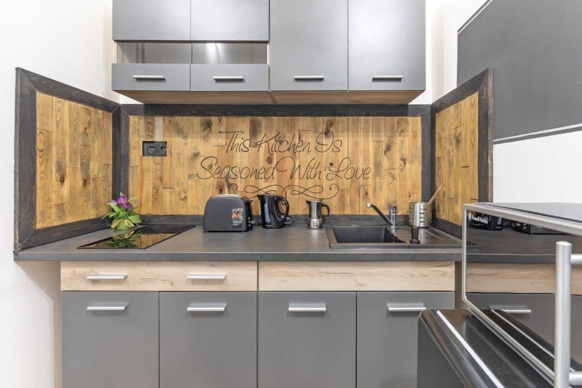 Rustic In The Downtown Apartamento