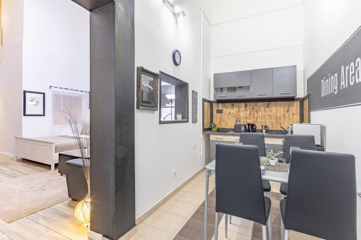 Rustic In The Downtown Apartamento *