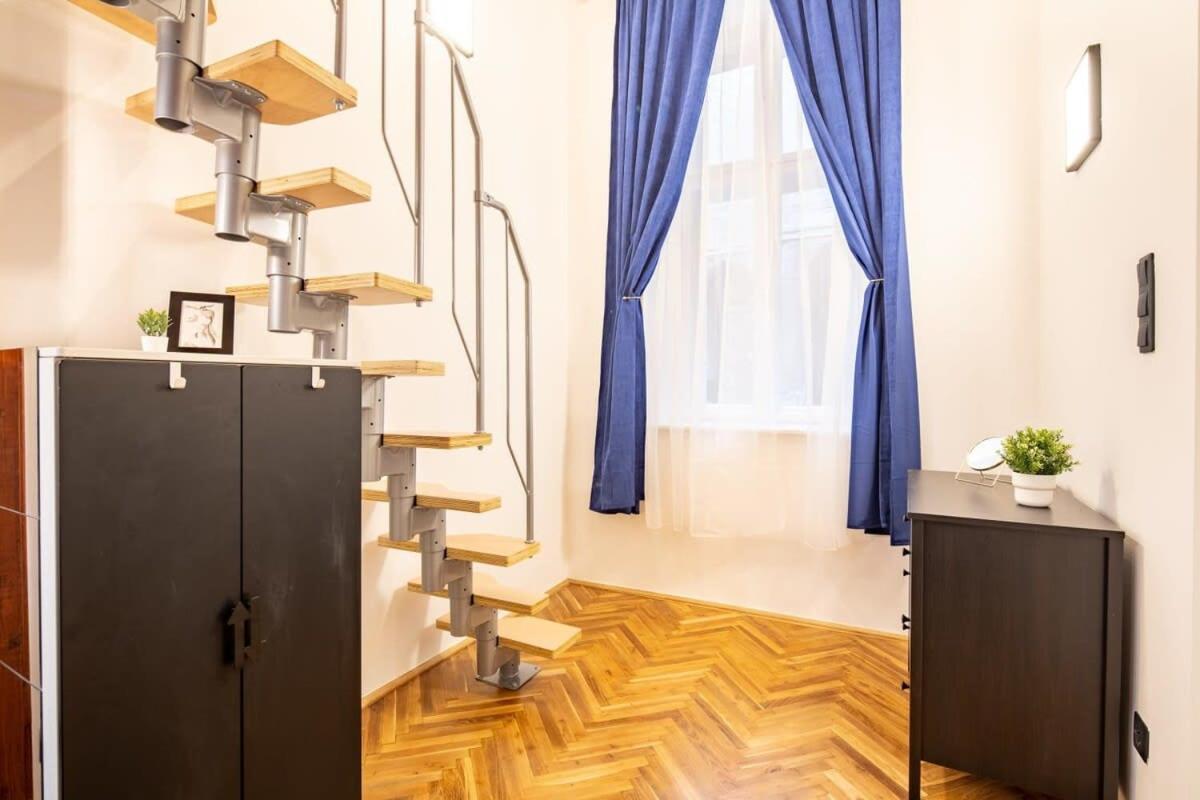 Cute Modern Getaway In The Heart Of The * Budapeszt