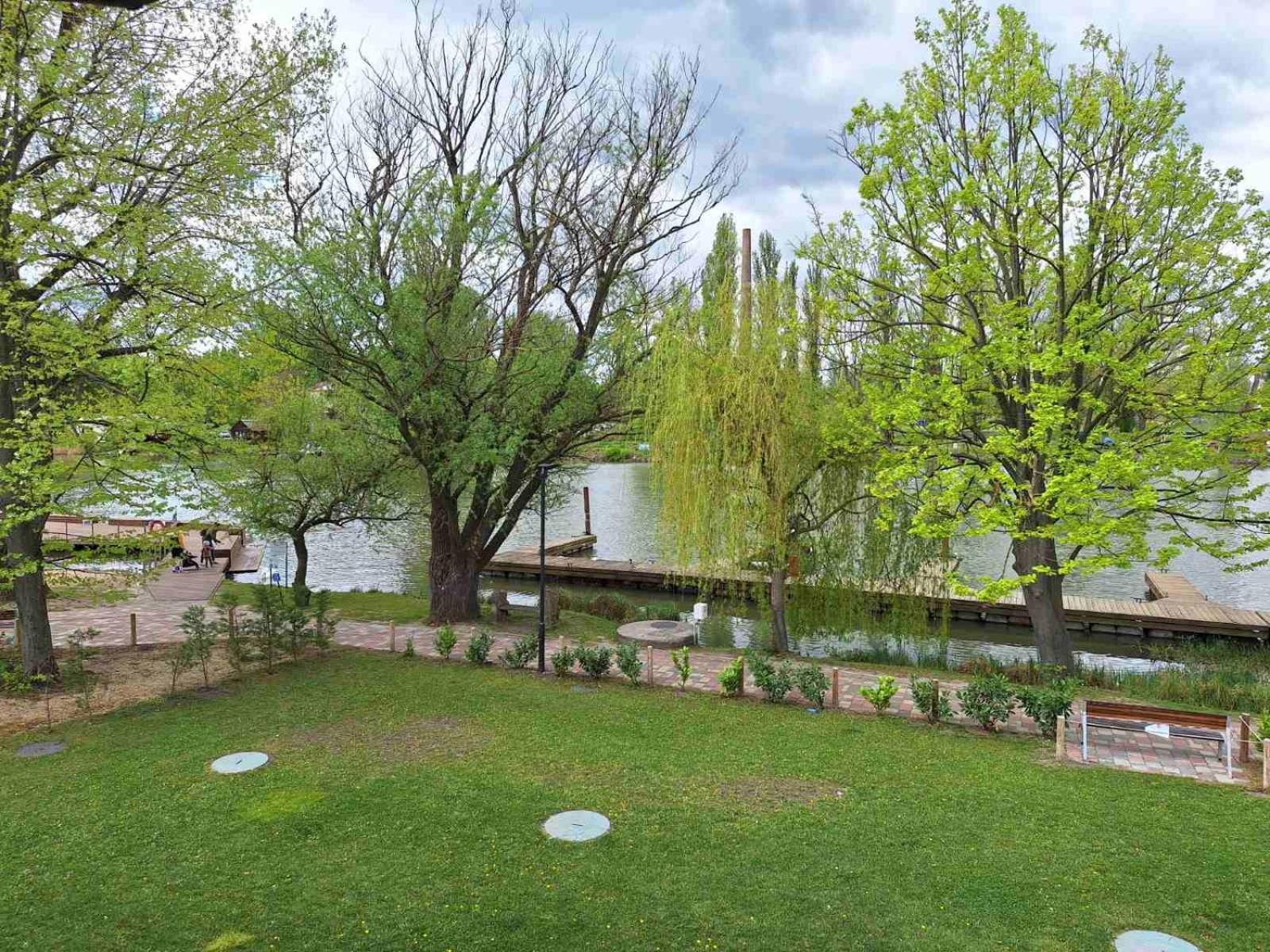 Hotel Duna Garden Boedapest