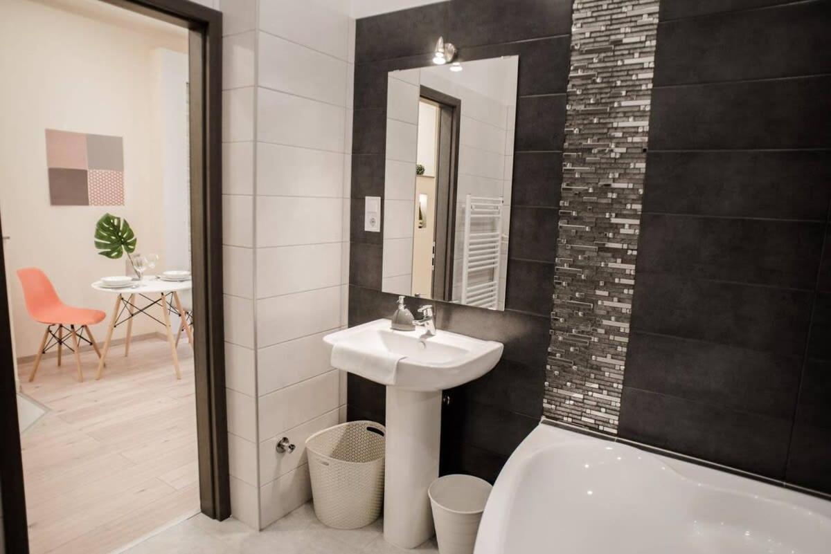 Appartamento New Luxury In The Center With A/c