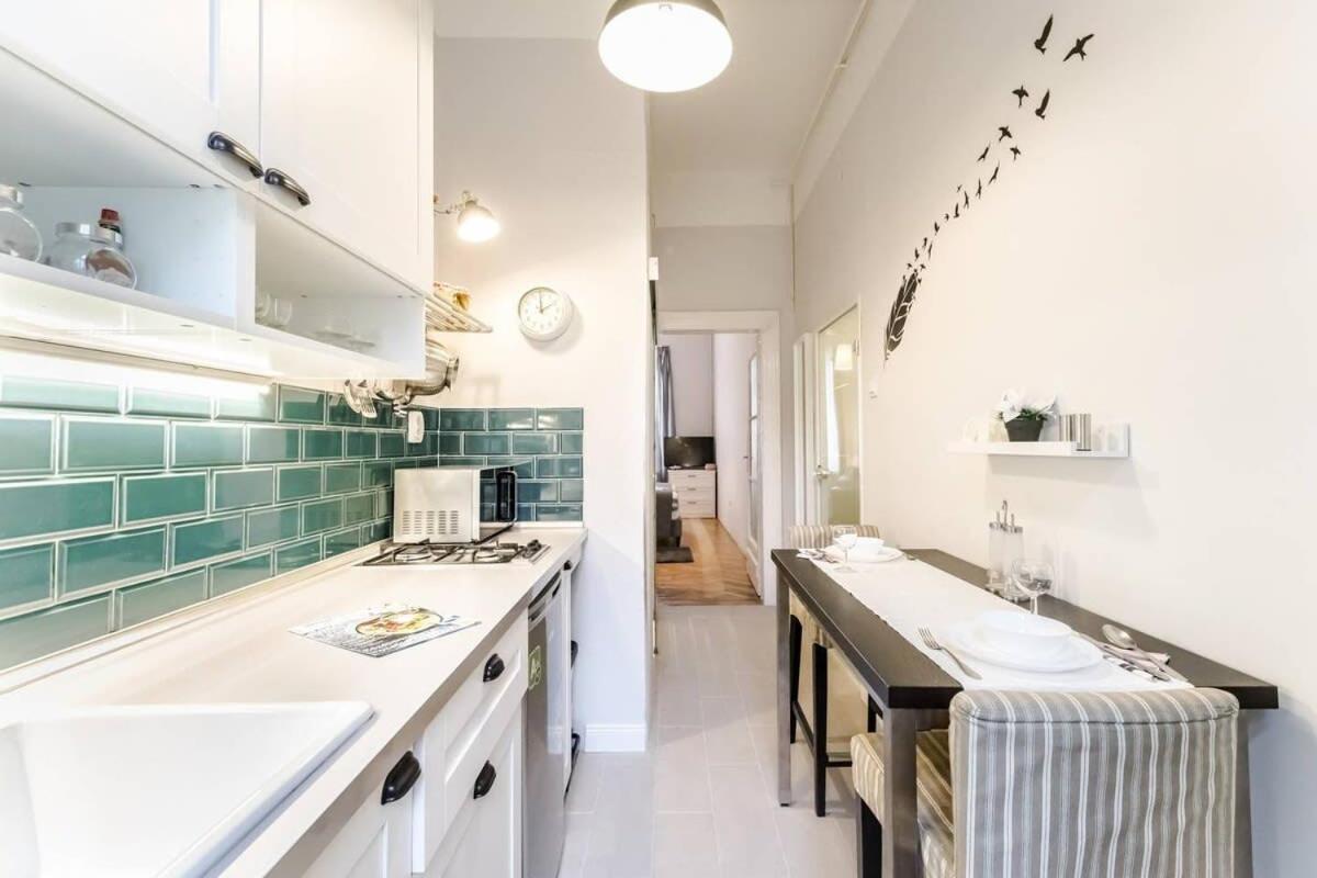 Apartment Perfectly Located, Renewed And Cozy Budapest