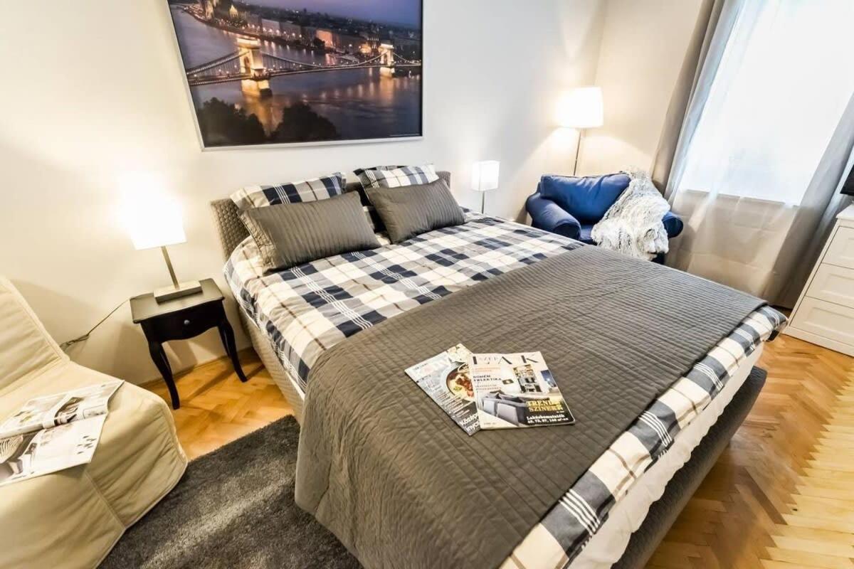 Perfectly Located, Renewed And Cozy Apartment Budapest